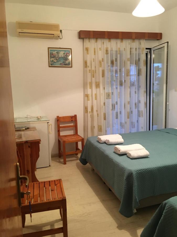 Villa Politis Poros  Buitenkant foto