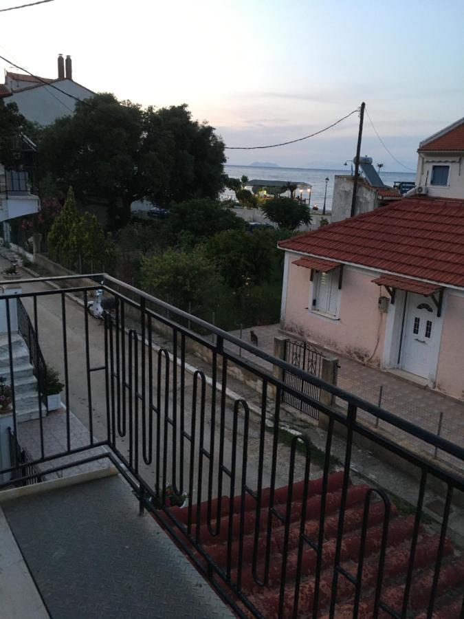 Villa Politis Poros  Buitenkant foto