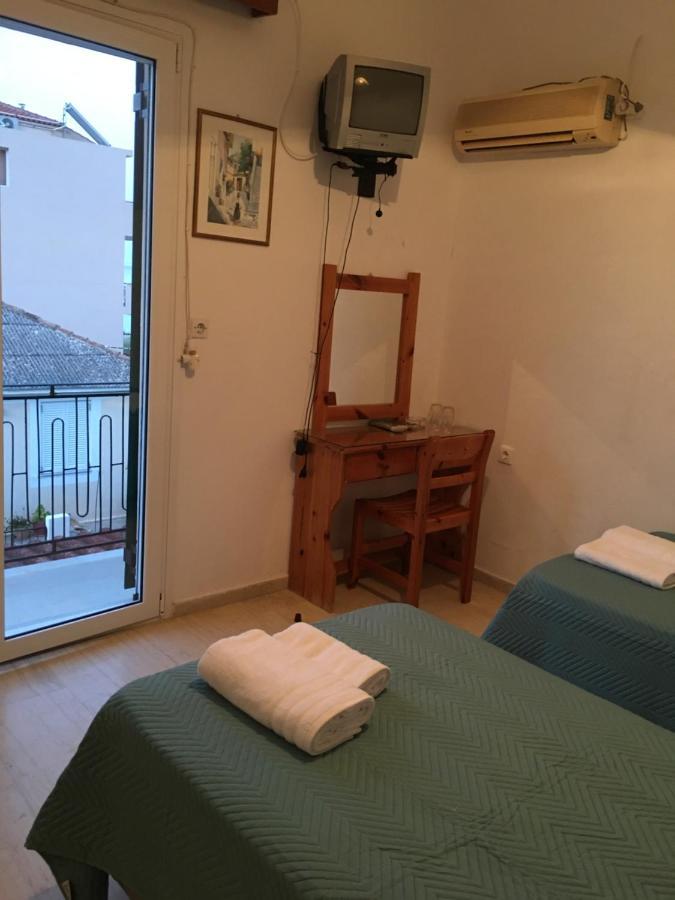 Villa Politis Poros  Buitenkant foto